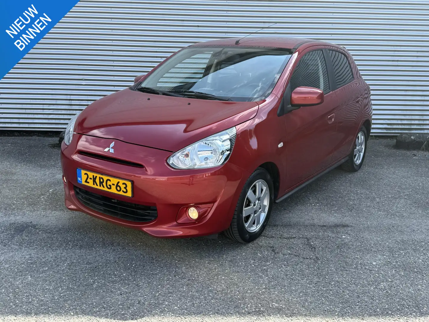 Mitsubishi Space Star 1.0 Intense Cleartec airco. Rood - 1