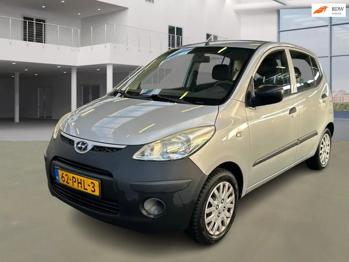 Hyundai i10 1.1 Active|AUTOMAAT|LAGE KM Gris - 1