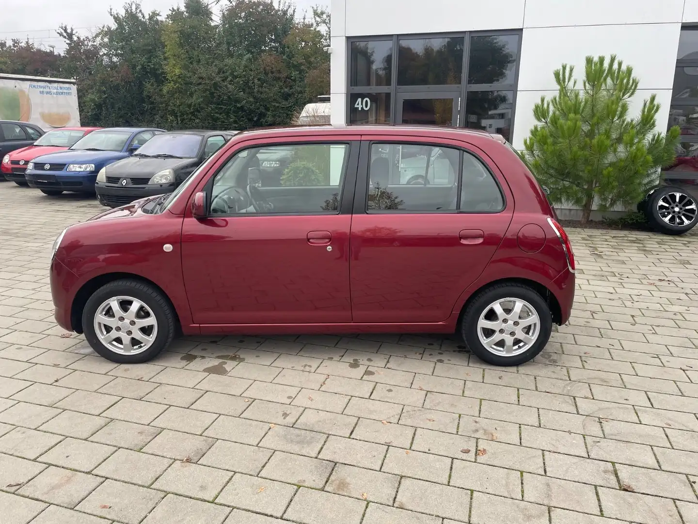 Daihatsu Trevis 1.0 Klima 79tkm 2.Hd TÜV+Öl+ZR NEU Rot - 2