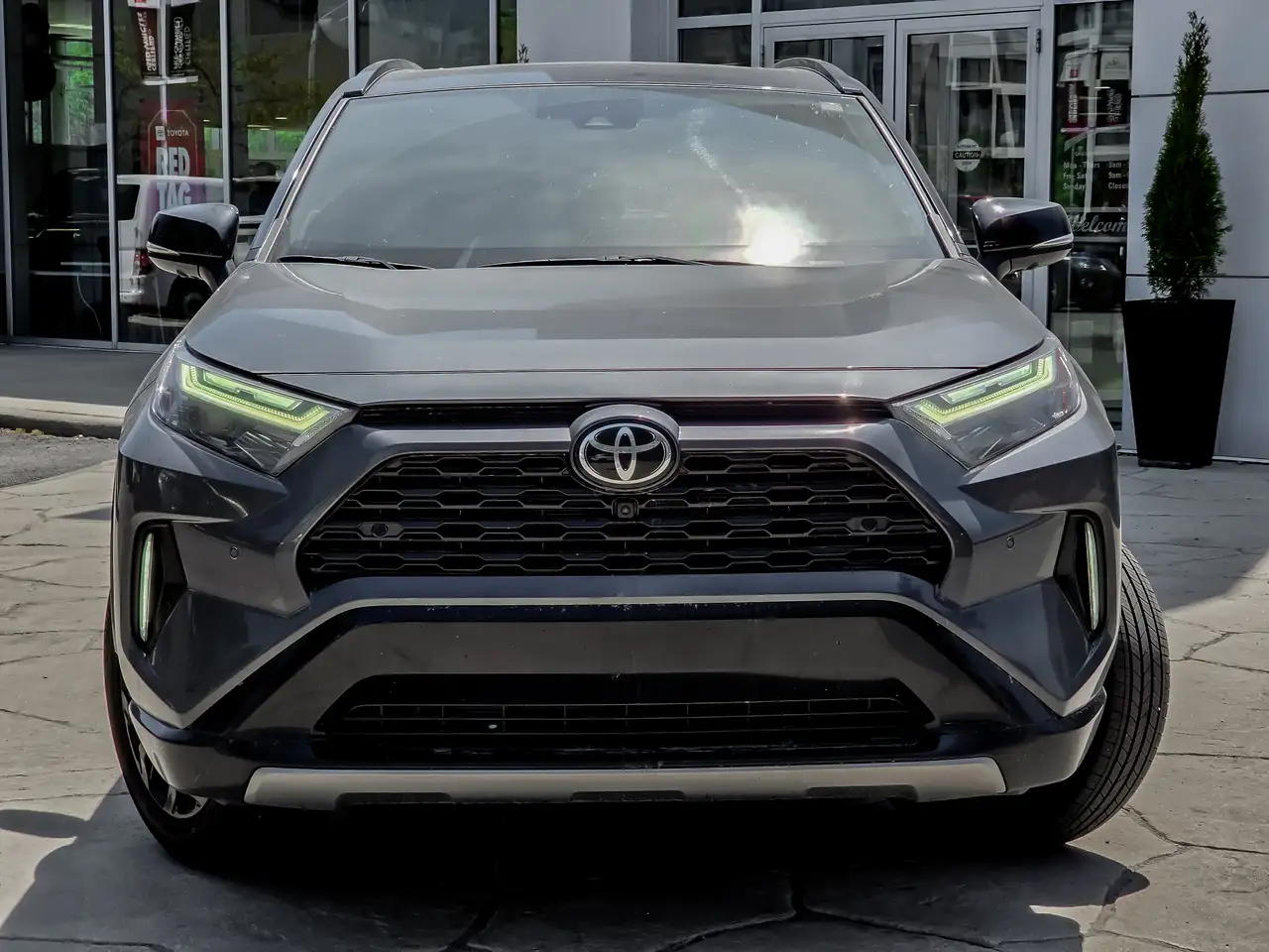 Toyota RAV 4 снимка Toyota RAV 4