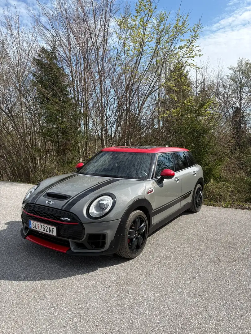 MINI Cooper D Clubman - 1