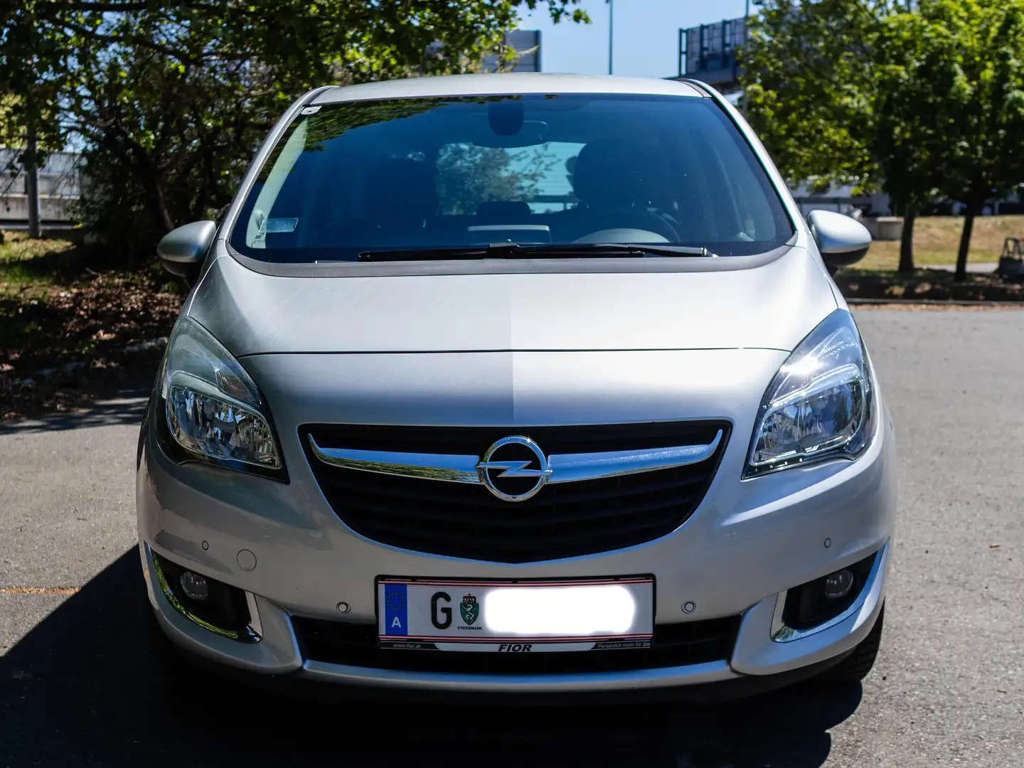 Opel Meriva Meriva 1,4 Turbo ecoflex Österreich Edition Start/Stop Syst. Österreich Edition Silber - 2