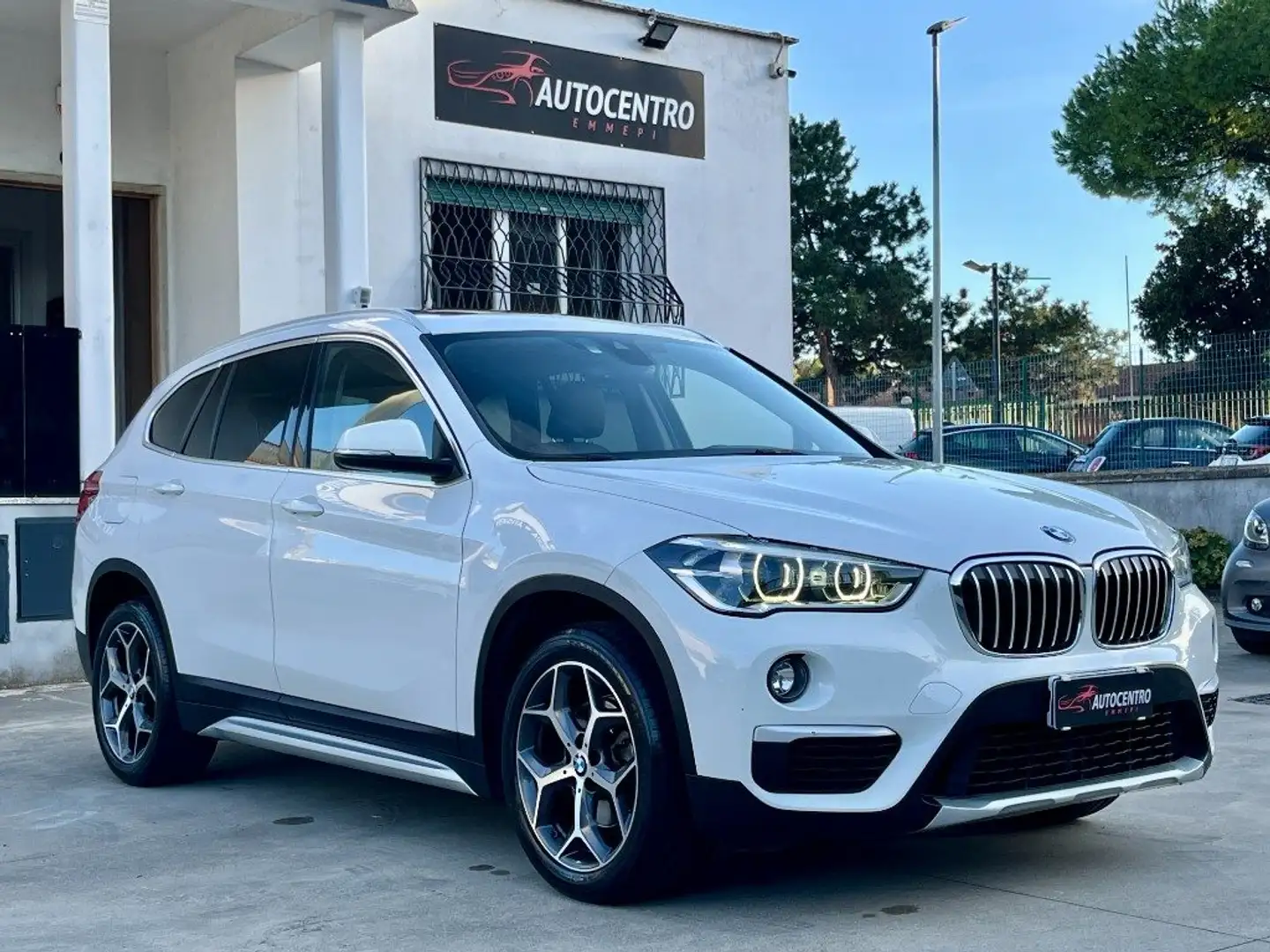 BMW X1 xDrive18d xLine Blanco - 1