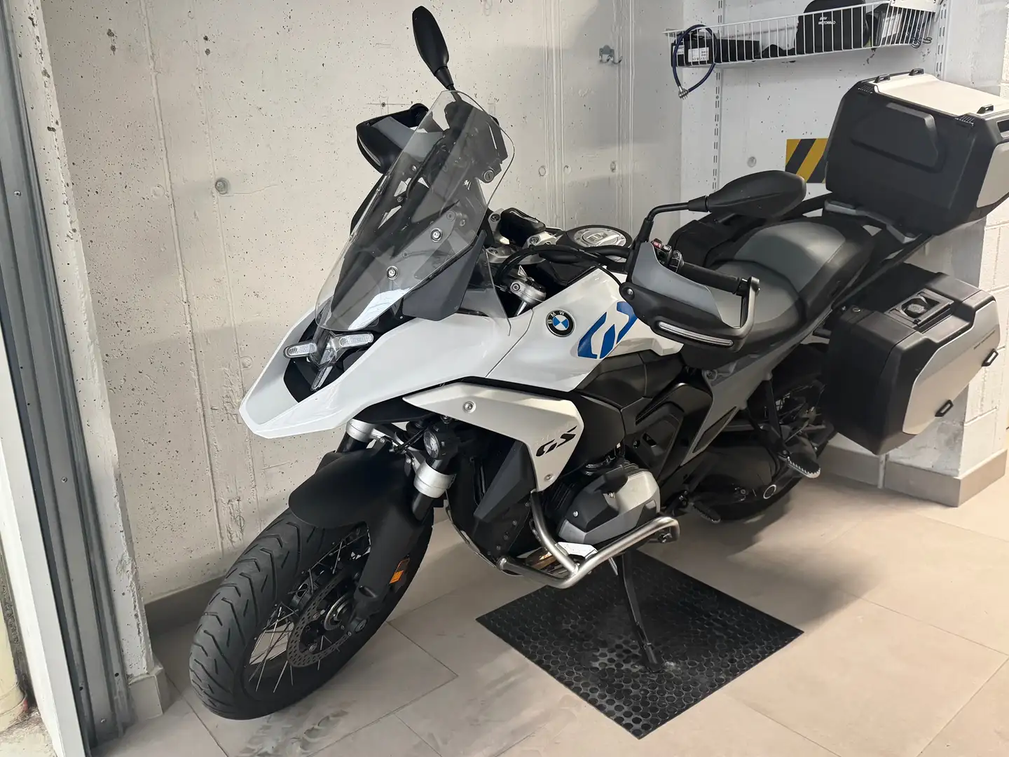 BMW R 1300 GS Bianco - 1