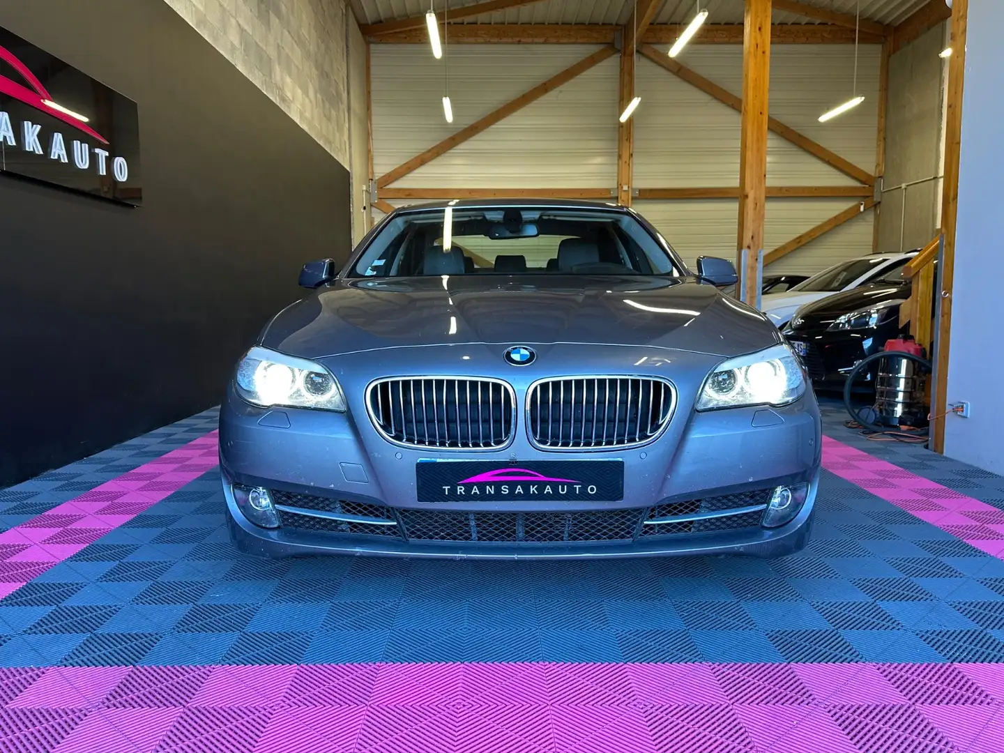 BMW 525 525d xDrive 218ch 138g Luxe A Szürke - 2