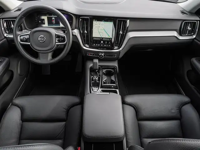 Volvo V60 view 10