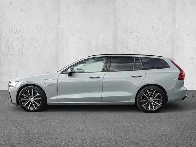 Volvo V60 view 5