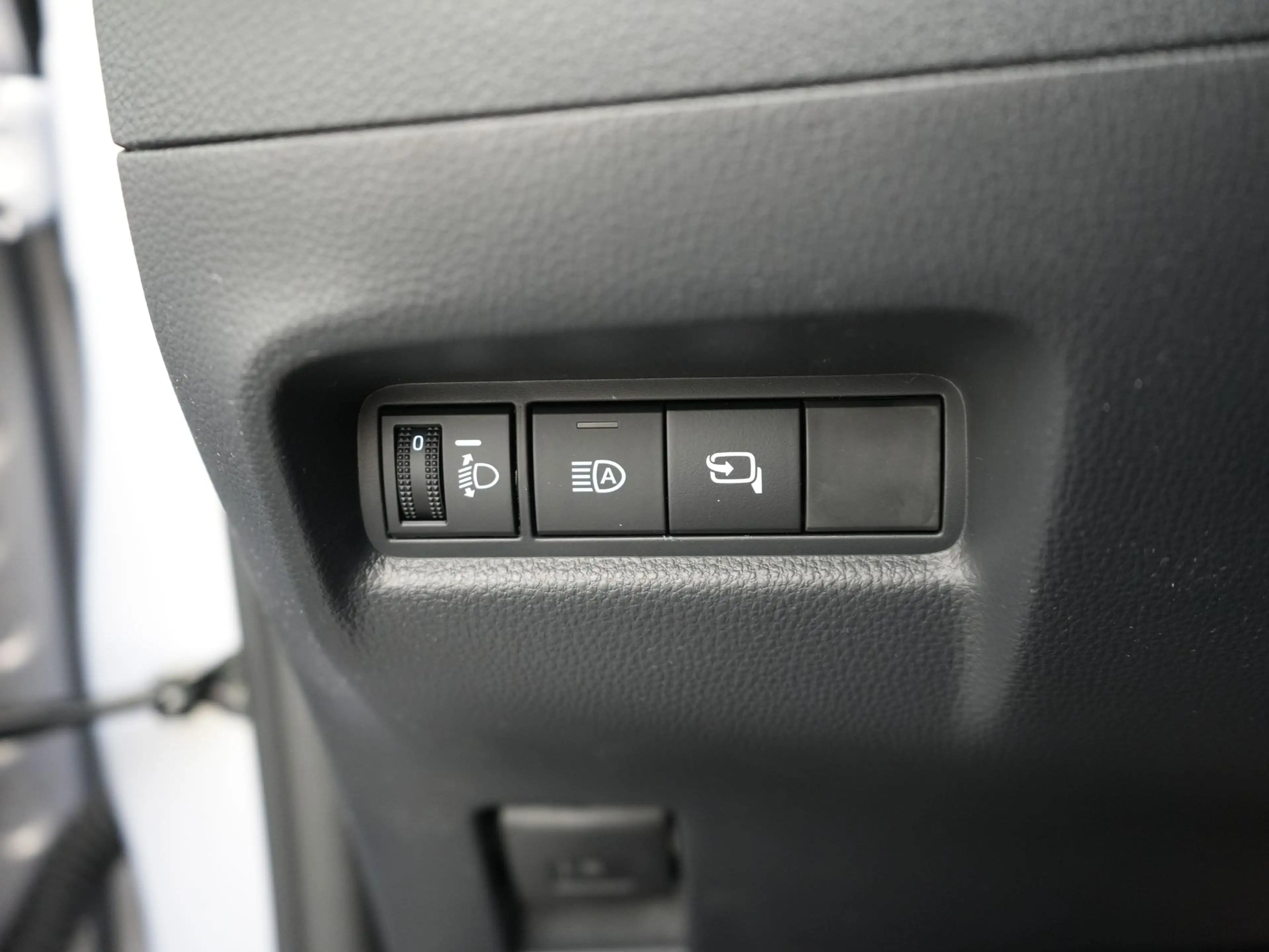 Toyota Aygo X Hybrid 115 pulse | Easy Pack | IVN 1595422 — photo 10
