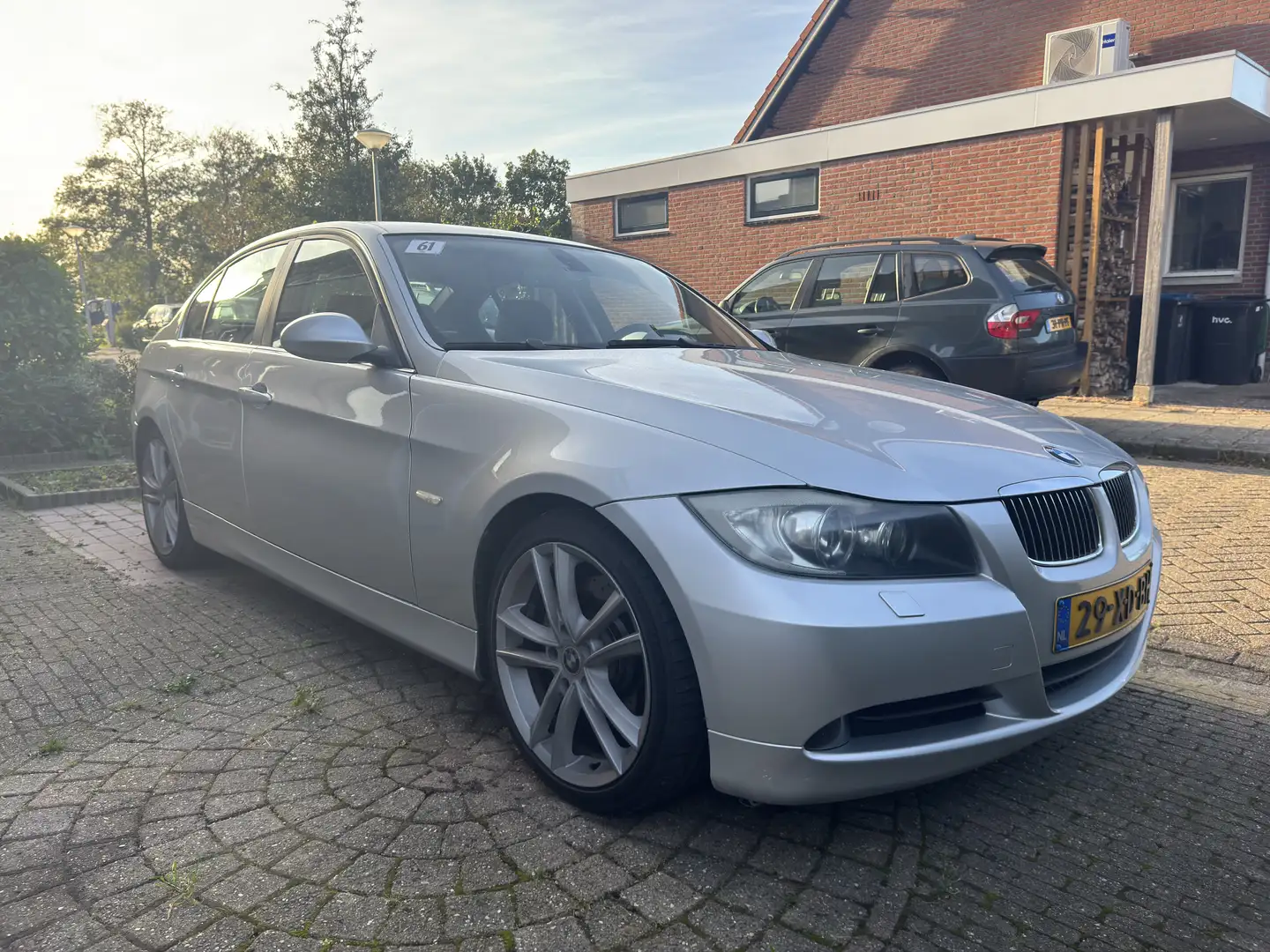 BMW 325 325i - 1
