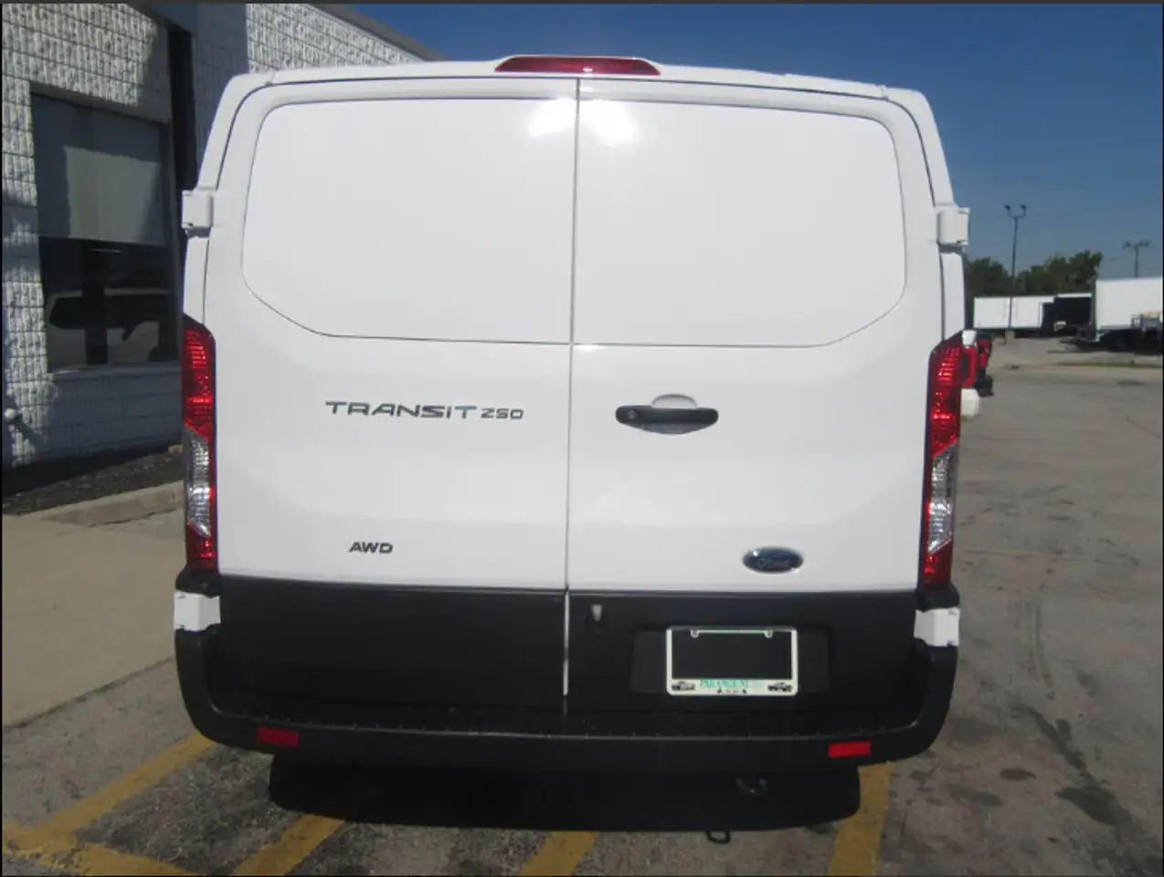 Ford Transit снимка Ford Transit
