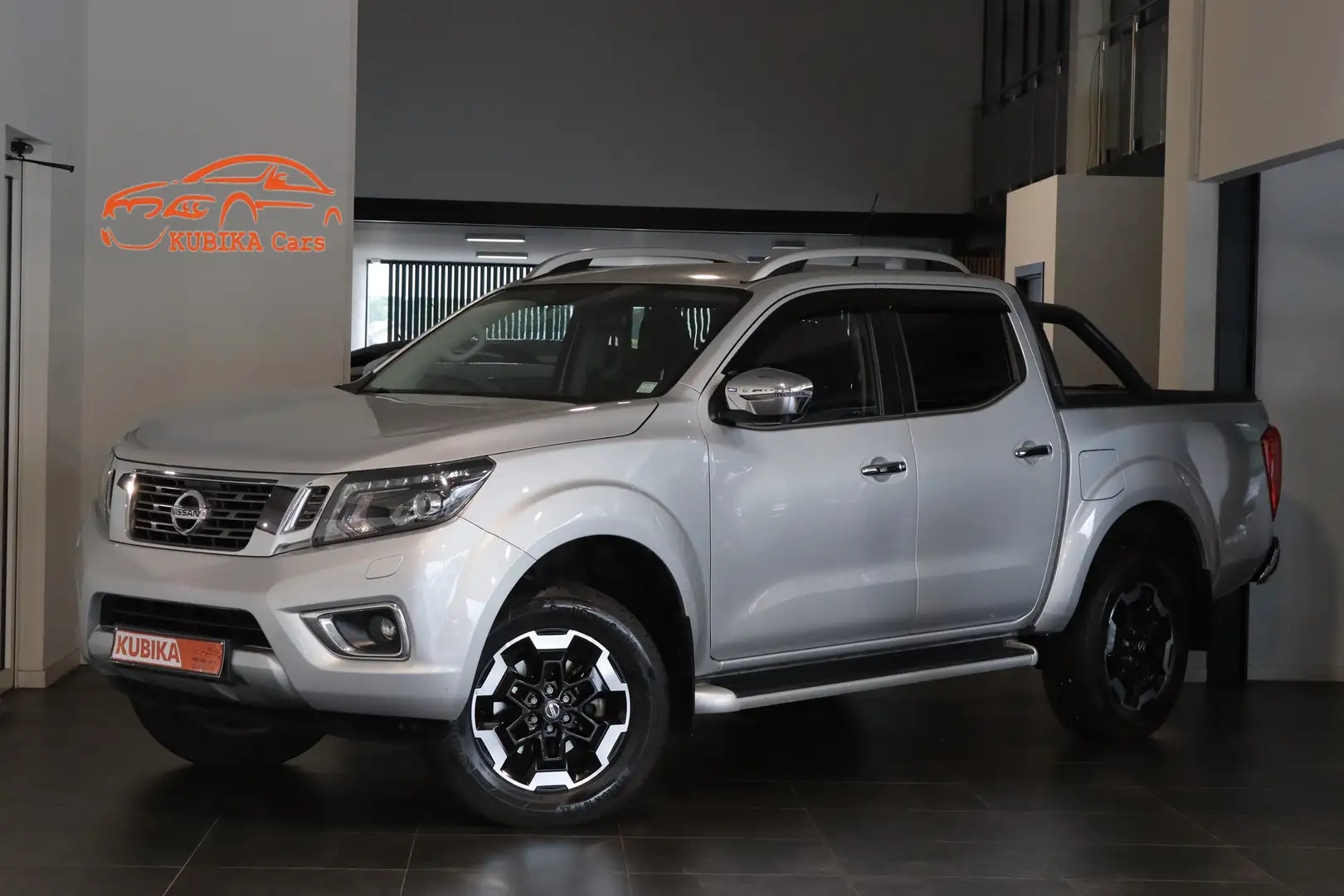 Nissan Navara 2.3 Dci Lichte Vracht BTW 4x4 TrekH Garantie* Argintiu - 1
