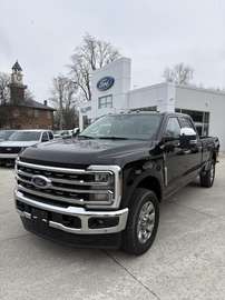 King Ranch 4WD Crew Cab 8' Box