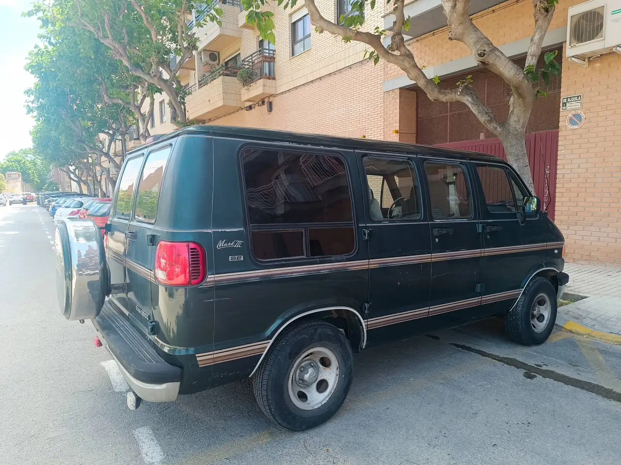 Dodge Van Ram Van 2500 Mark III SE V6, foto 3