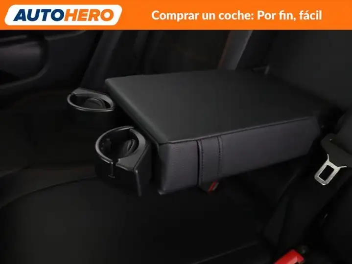Mercedes-Benz GLA 2020, foto 38