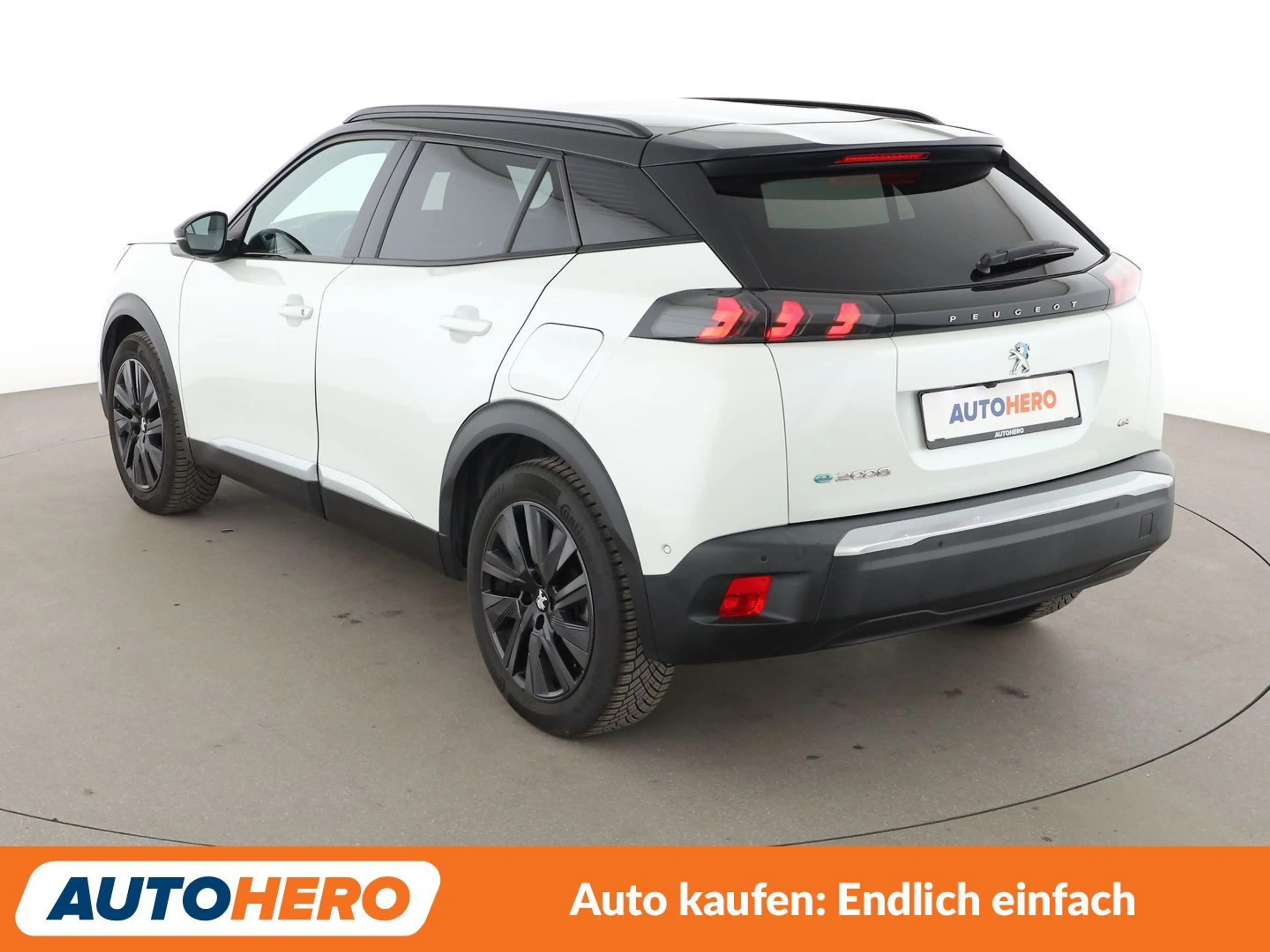 Peugeot e-2008 electric drive 100 kW e GT Aut.*NAVI*LED*SPUR*CAM* — photo 4