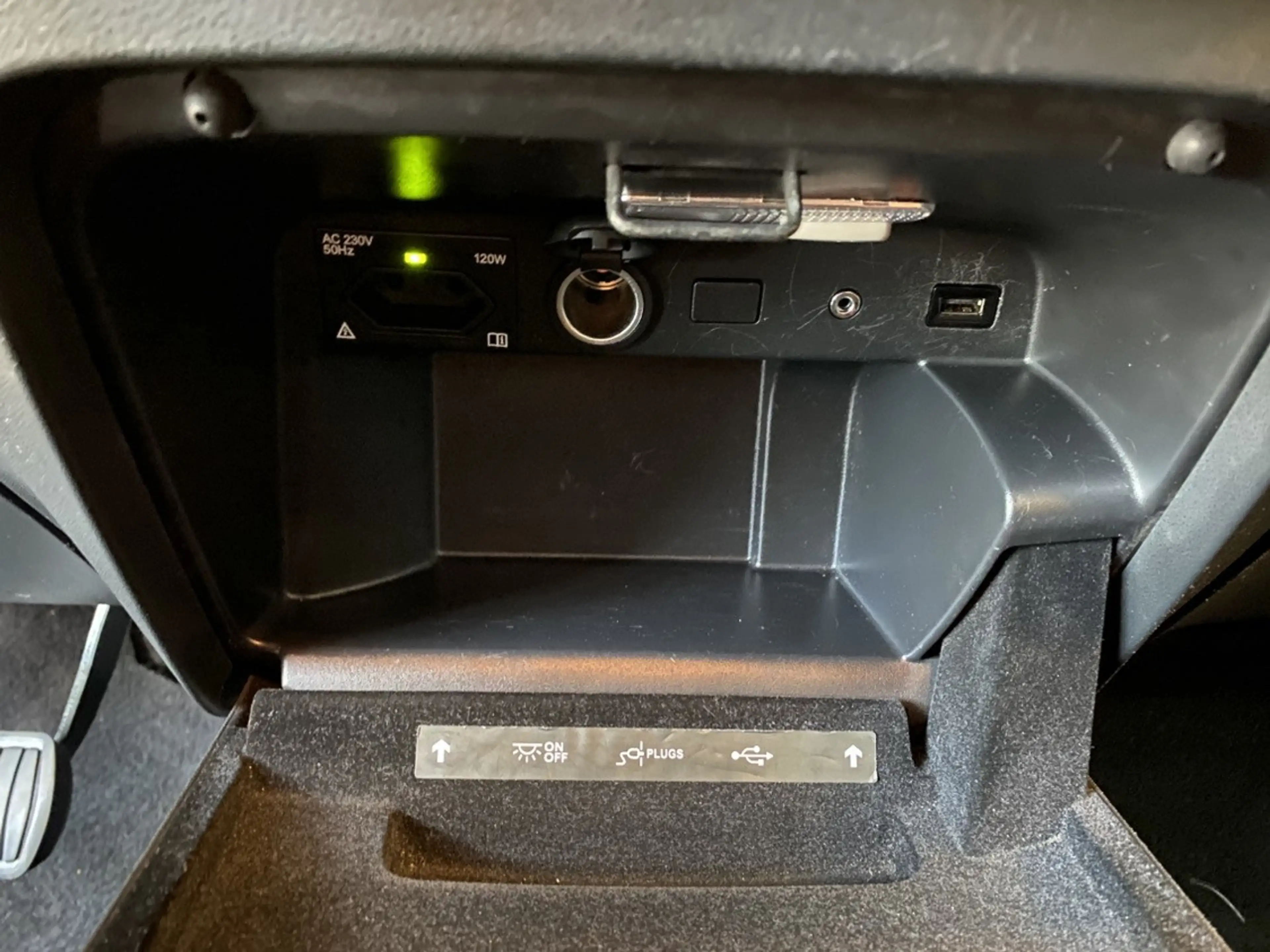 Citroen Grand C4 SpaceTourer 1.2 PureTech Business,7 Zitter,Panoramische Voorru — photo 30