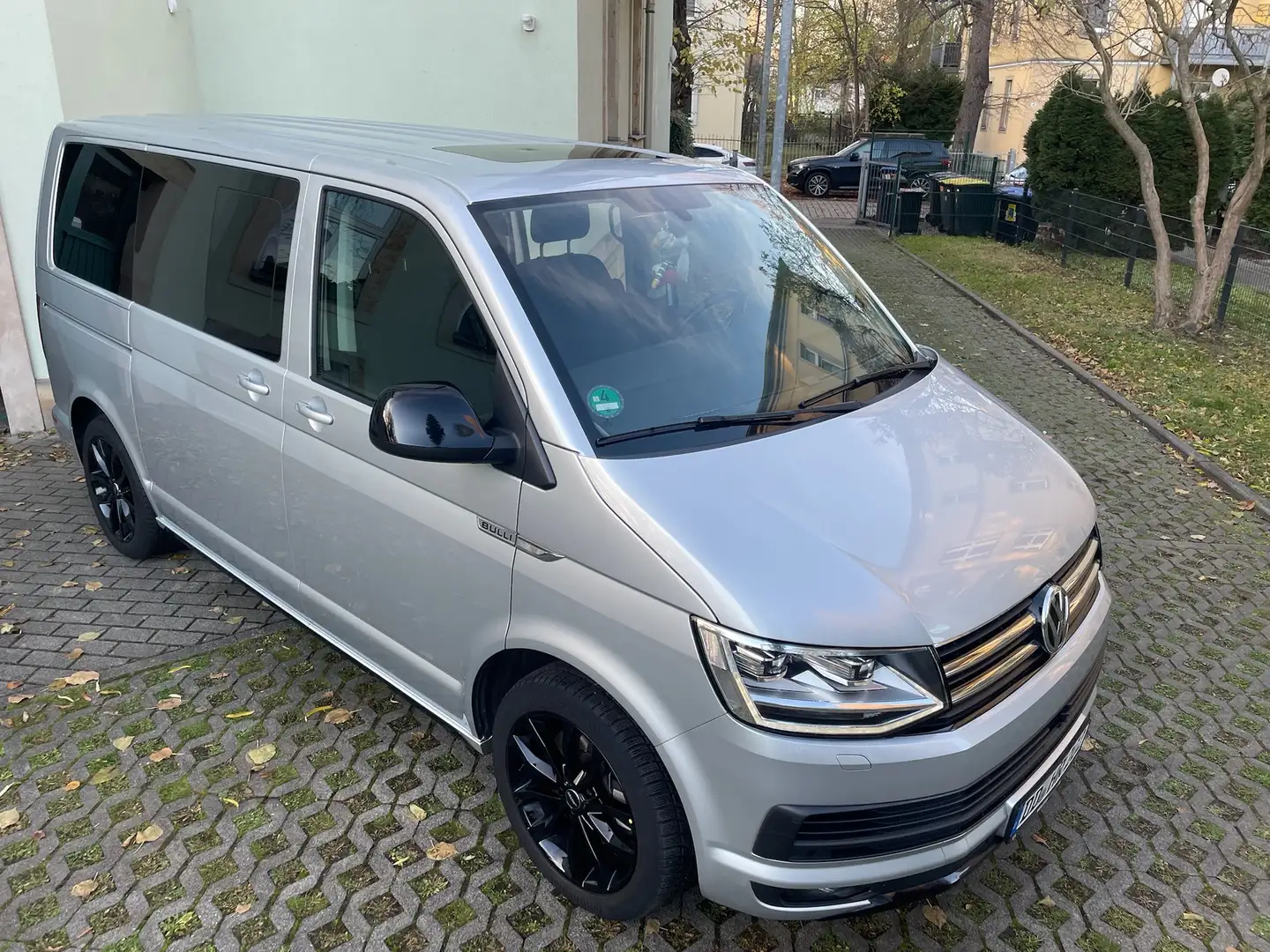 Volkswagen T6 Multivan Sportpaket Zilver - 2