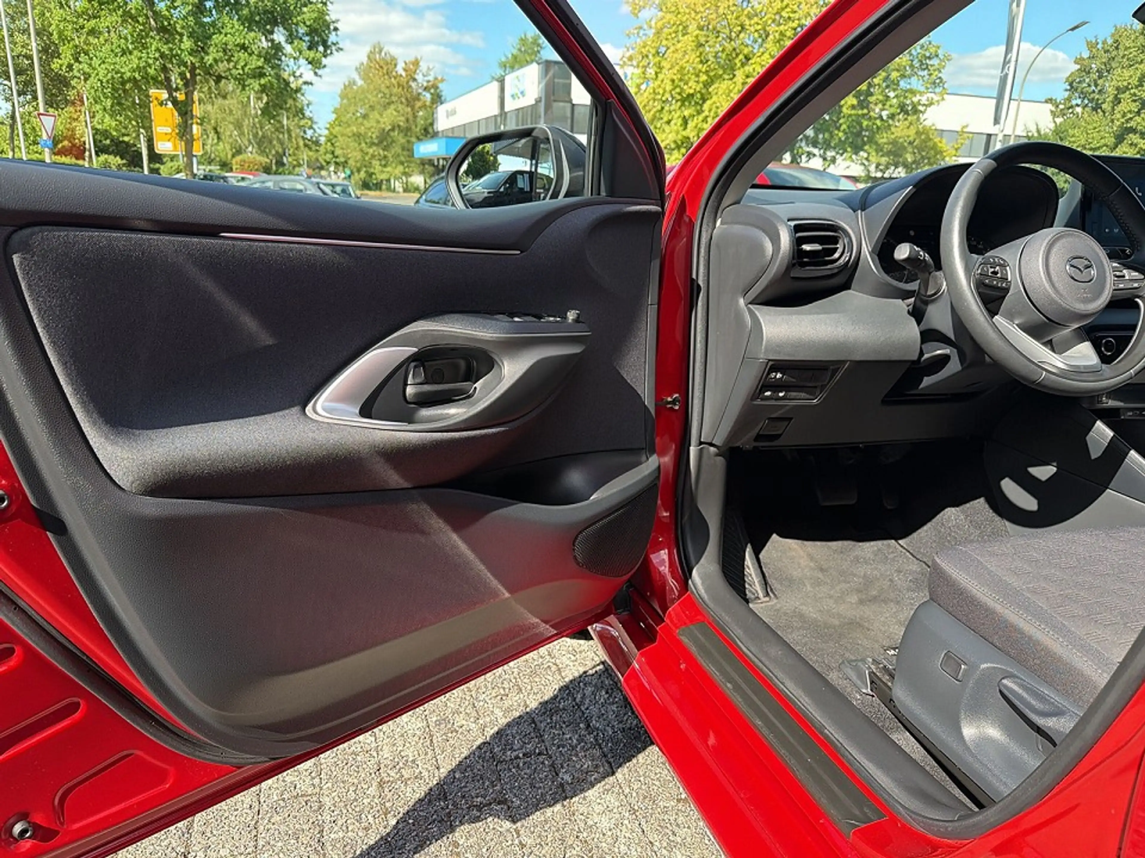 Mazda 2 Hybrid 1.5 Exclusive-Line *Klimaautomatik*Sitzheiz — photo 12