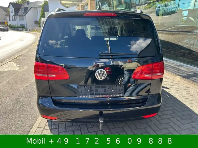 Volkswagen Touran view 10