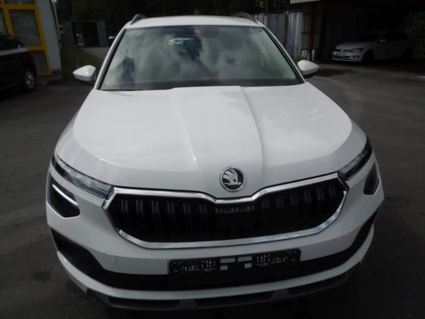 Skoda Kamiq 1.0 TSI Essence/Klima/LED/Sitzheizung/PDC Weiß - 2