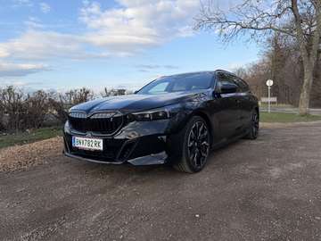 xDrive40 Touring M Sport Pro