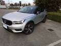 Volvo XC40 D4 AWD R-D GEAR Argento - thumbnail 2