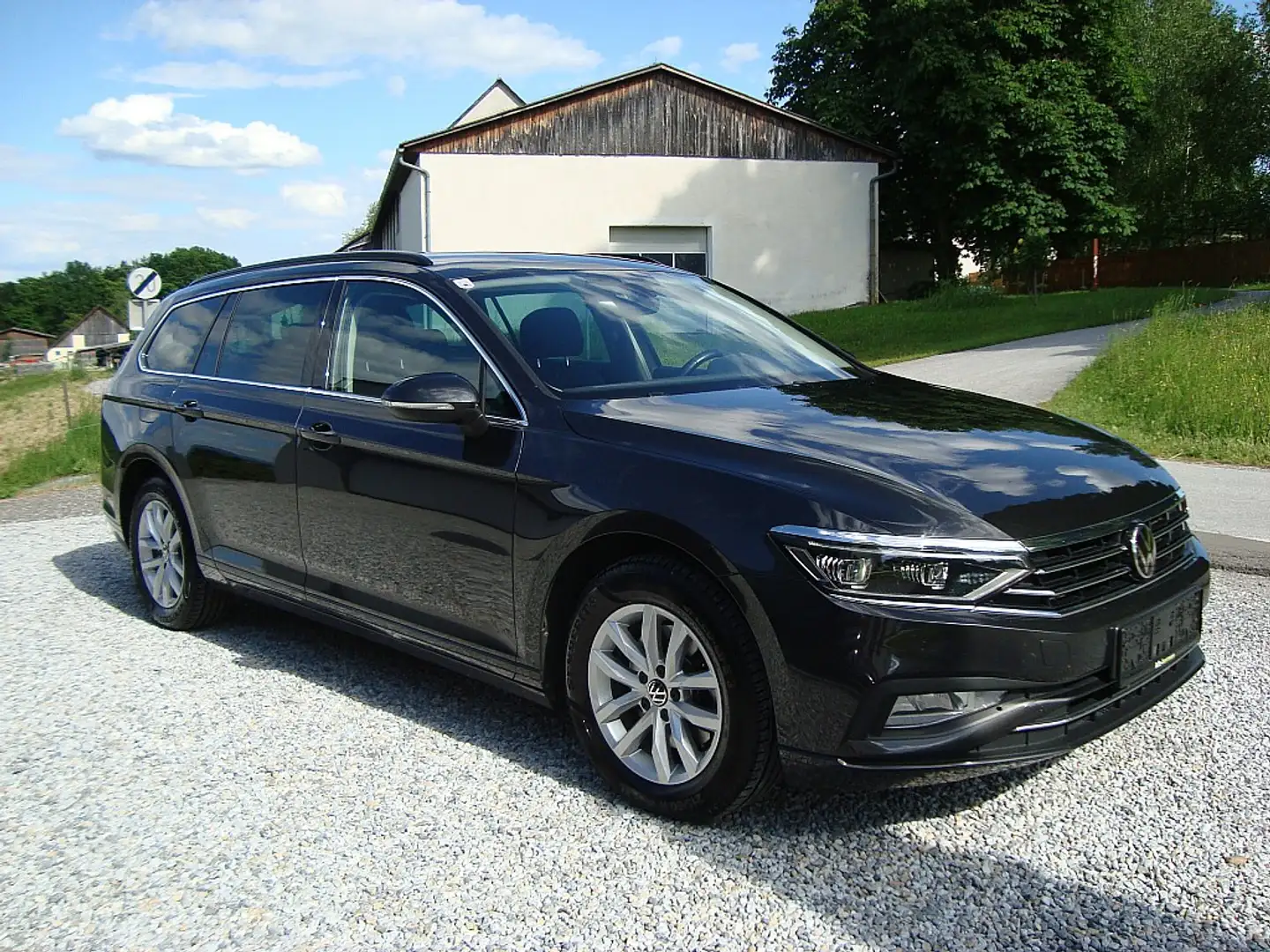 Volkswagen Passat Variant 2.0 TDI DSG IQ-LED Matrix Cargo Paket Mod 22 Grau - 2