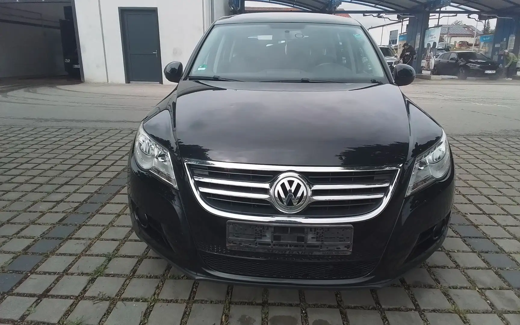 Volkswagen Tiguan Trend & Fun BMT Schwarz - 1