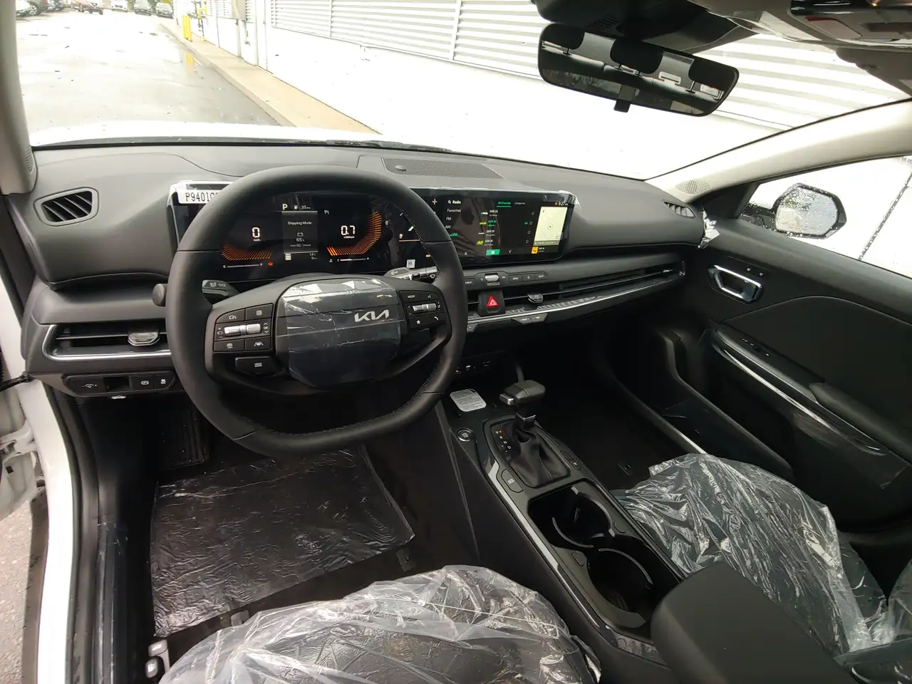 Kia K4 снимка Kia K4
