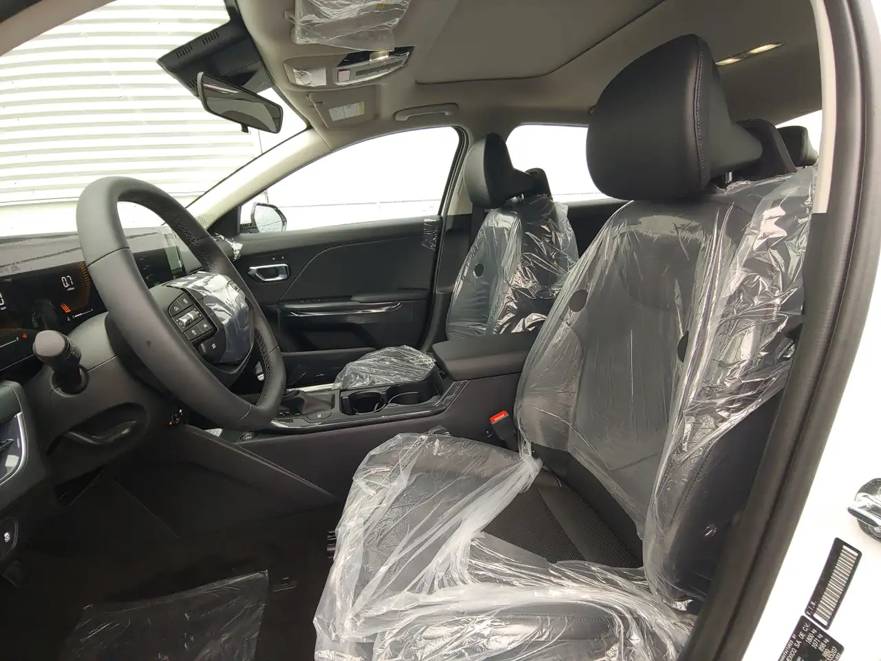 Kia K4 снимка Kia K4