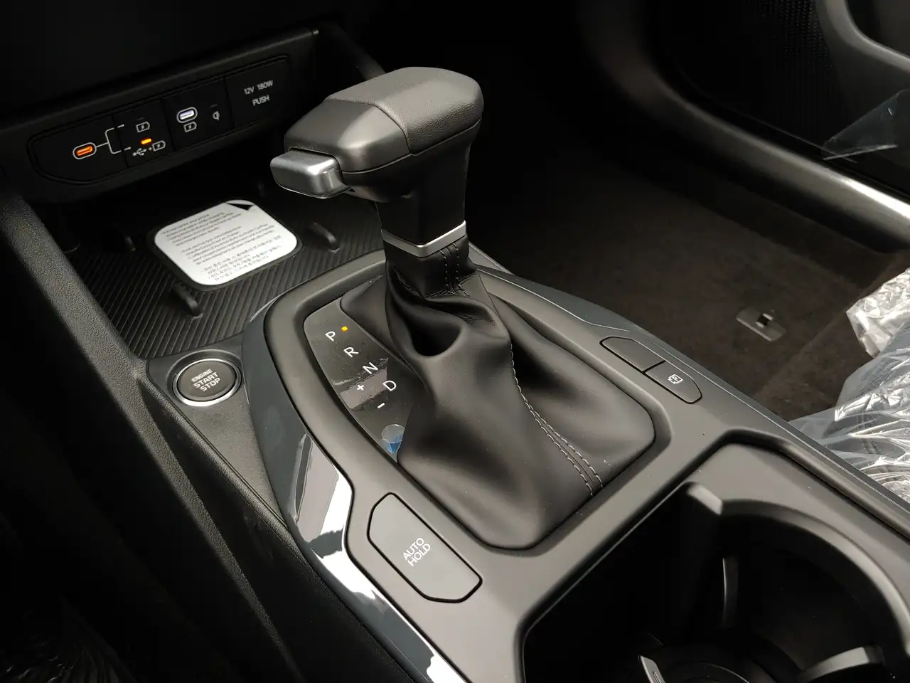 Kia K4 снимка Kia K4
