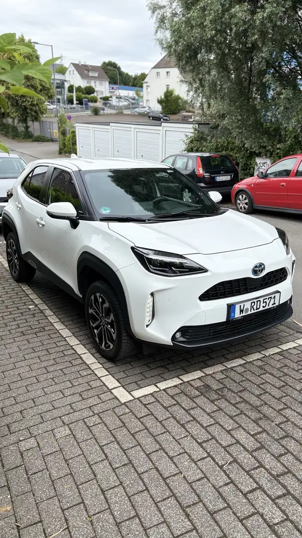 Toyota Yaris Cross Hybrid FWD Team Deutschland Weiß - 1