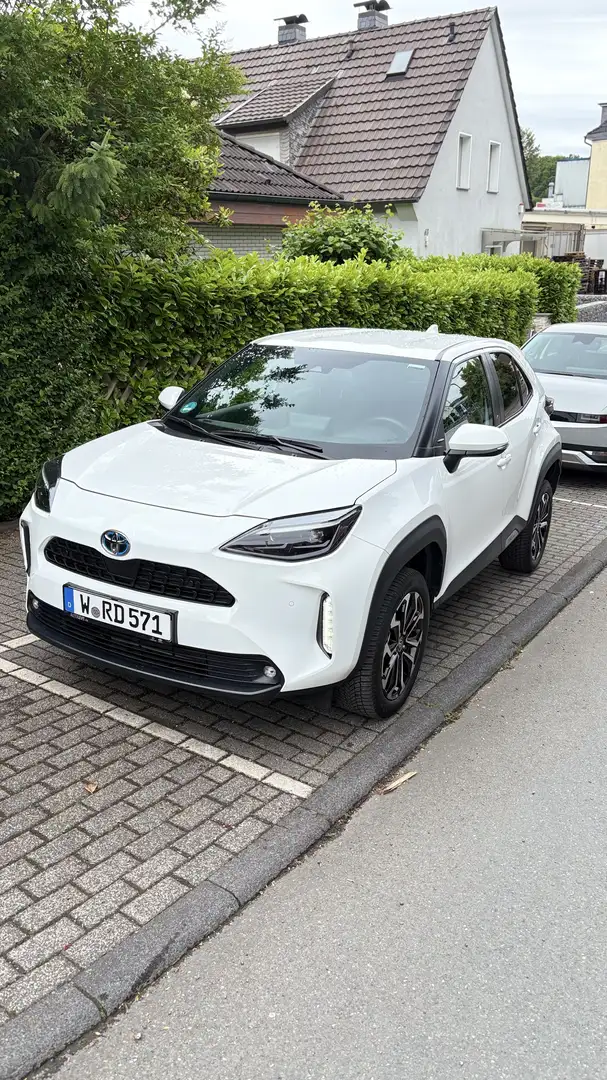 Toyota Yaris Cross Hybrid FWD Team Deutschland Weiß - 2