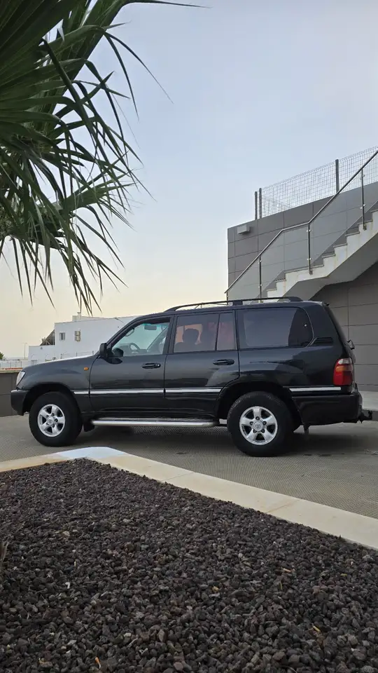 Toyota Land Cruiser HDJ 100 Station Wagon, foto 6