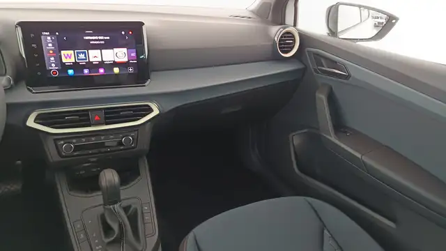 Seat Arona view 13