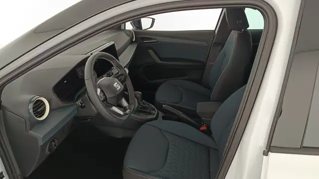 Seat Arona view 9