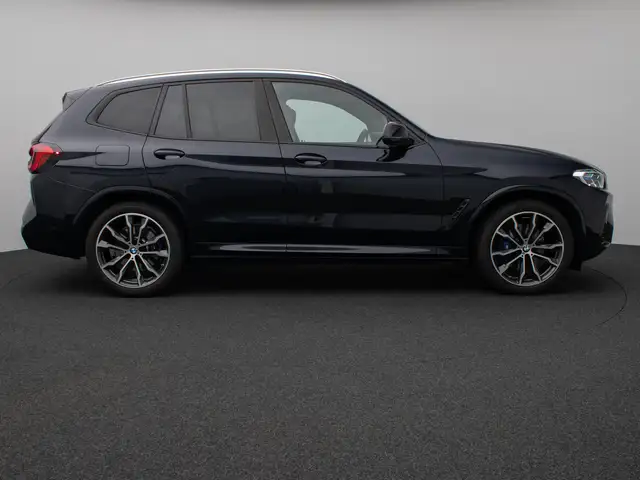 BMW X3 M view 5