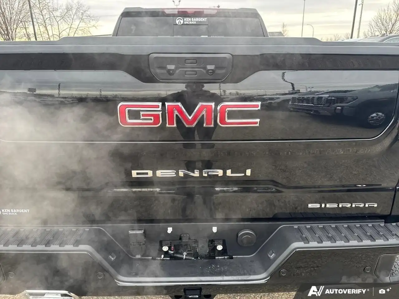 GMC Sierra 1500 снимка GMC Sierra 1500