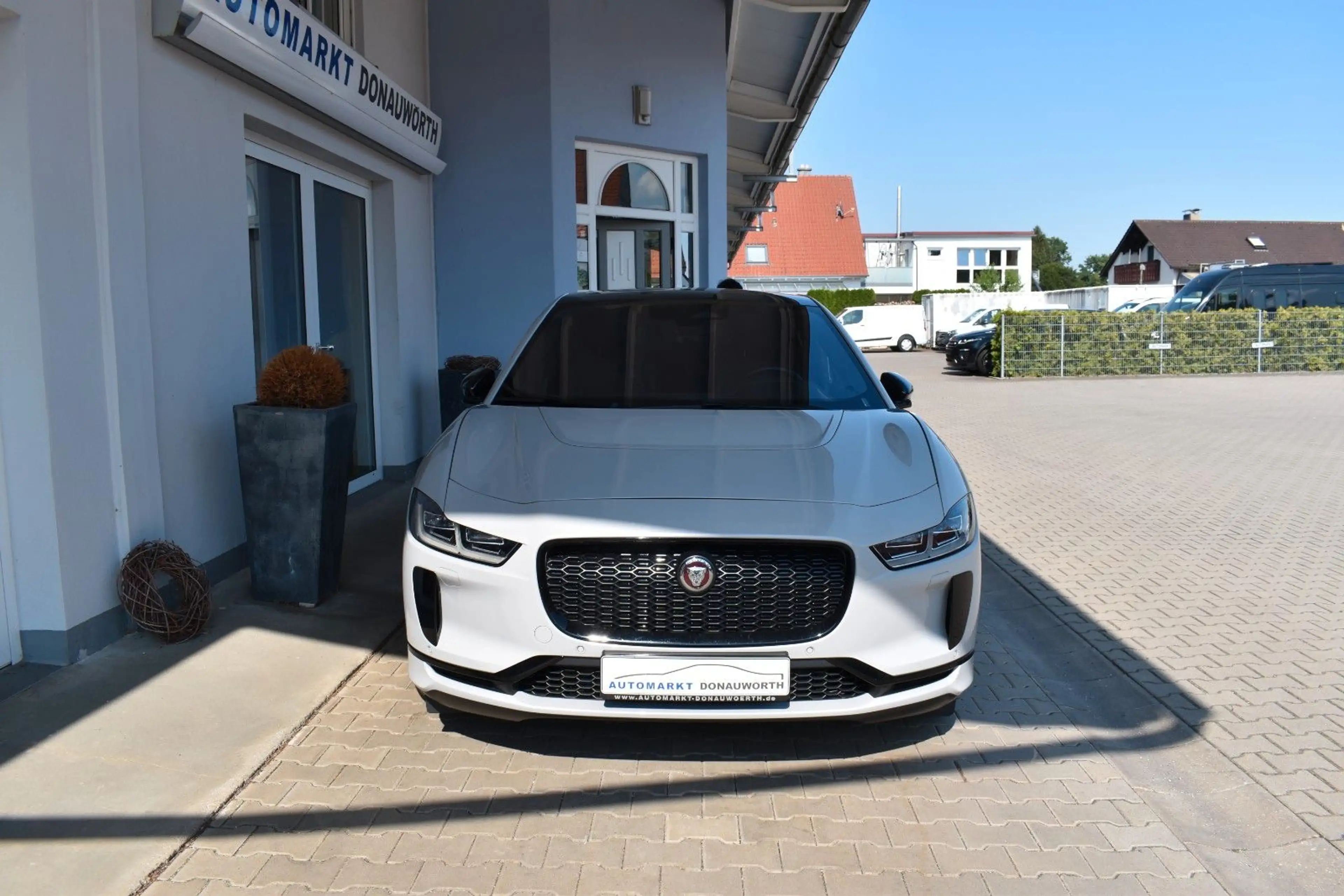 Jaguar I-Pace S EV 400 Luftfederung Pano Sitzlüftung — photo 3
