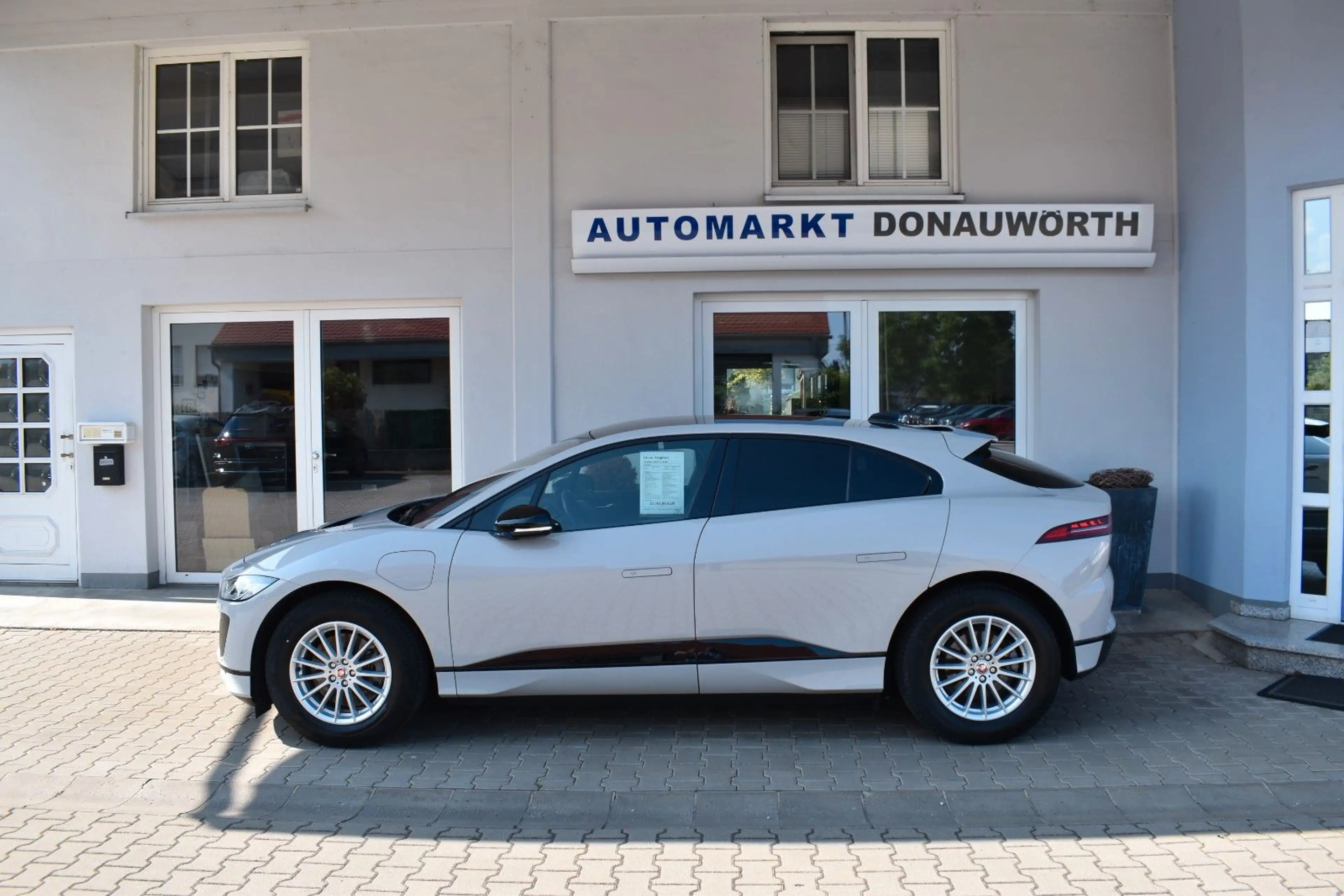 Jaguar I-Pace S EV 400 Luftfederung Pano Sitzlüftung — photo 4