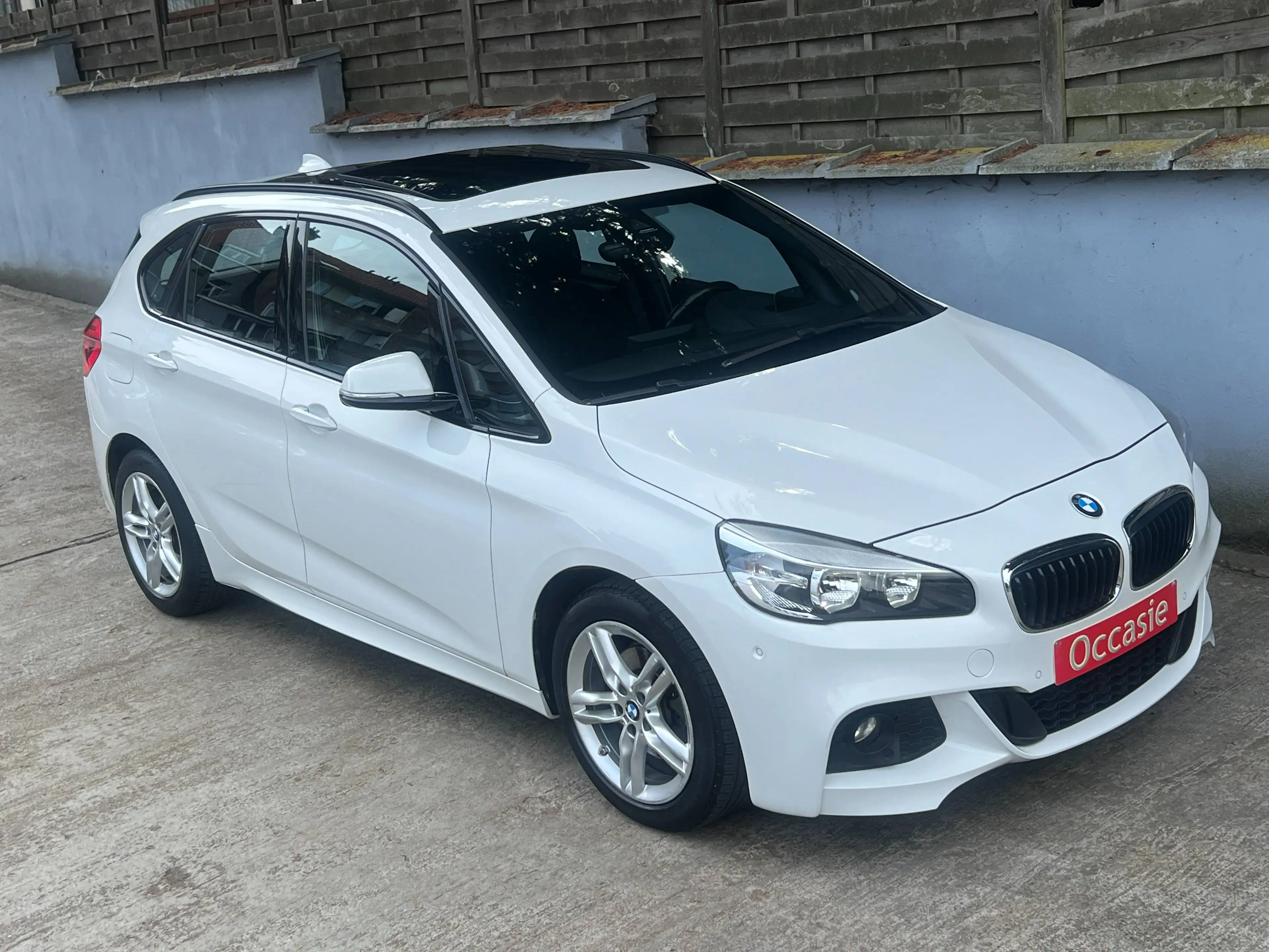 BMW 218 iA Active Tourer136cv  Pack Msport Automatique — photo 9