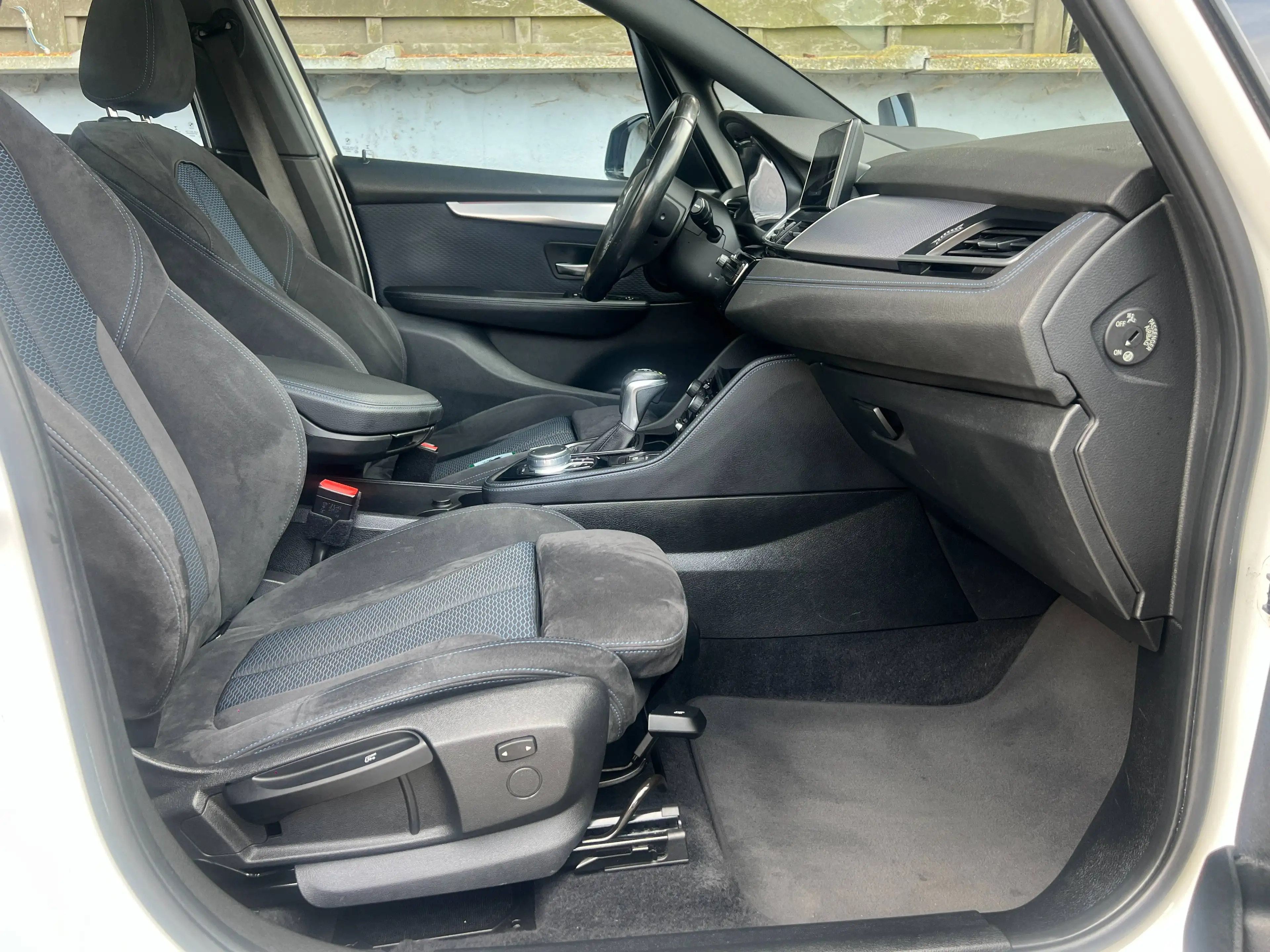 BMW 218 iA Active Tourer136cv  Pack Msport Automatique — photo 13