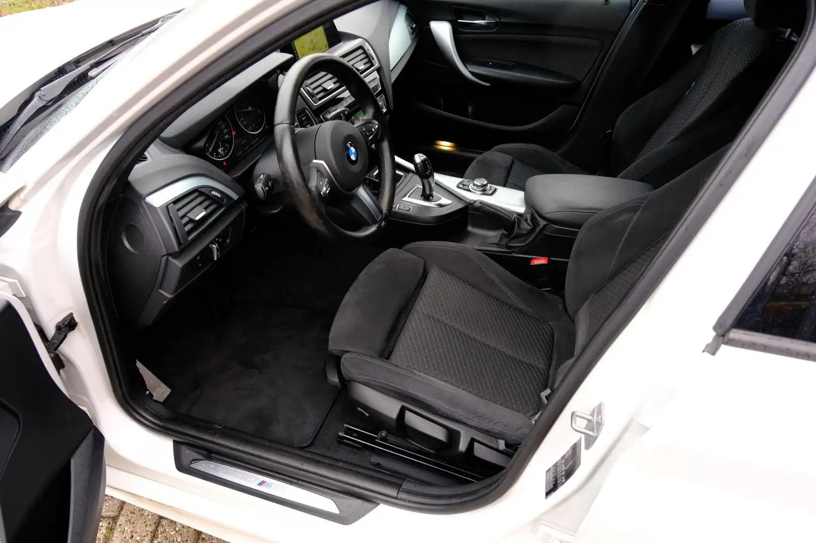 BMW 118 1-serie 118d M Sport Edition Aut. Navi|Cruise|Clim Wit - 2