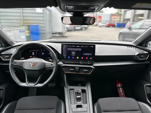 CUPRA Leon view 2