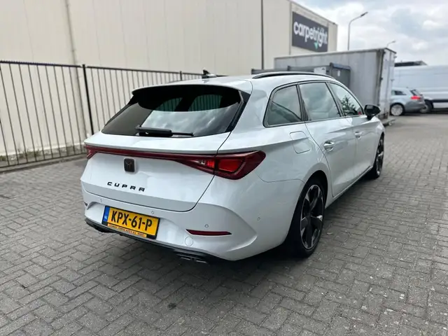 CUPRA Leon view 7