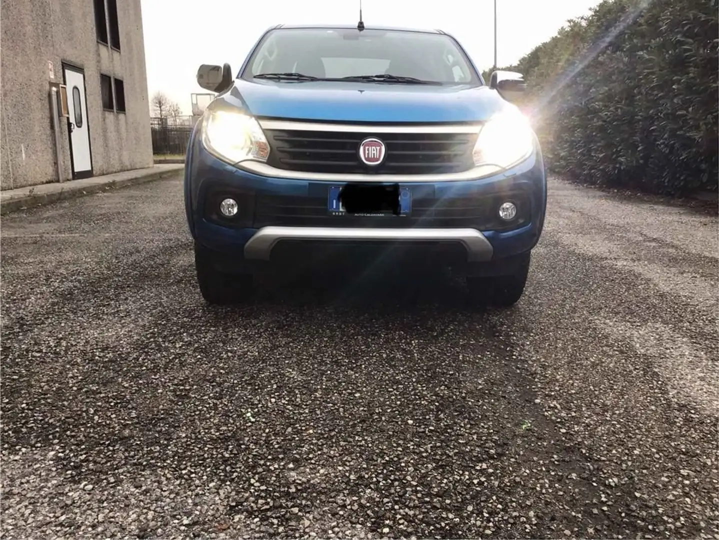 Fiat Fullback Fullback 2.4 doppia cabina LX 4wd 180cv auto E6 Blau - 2