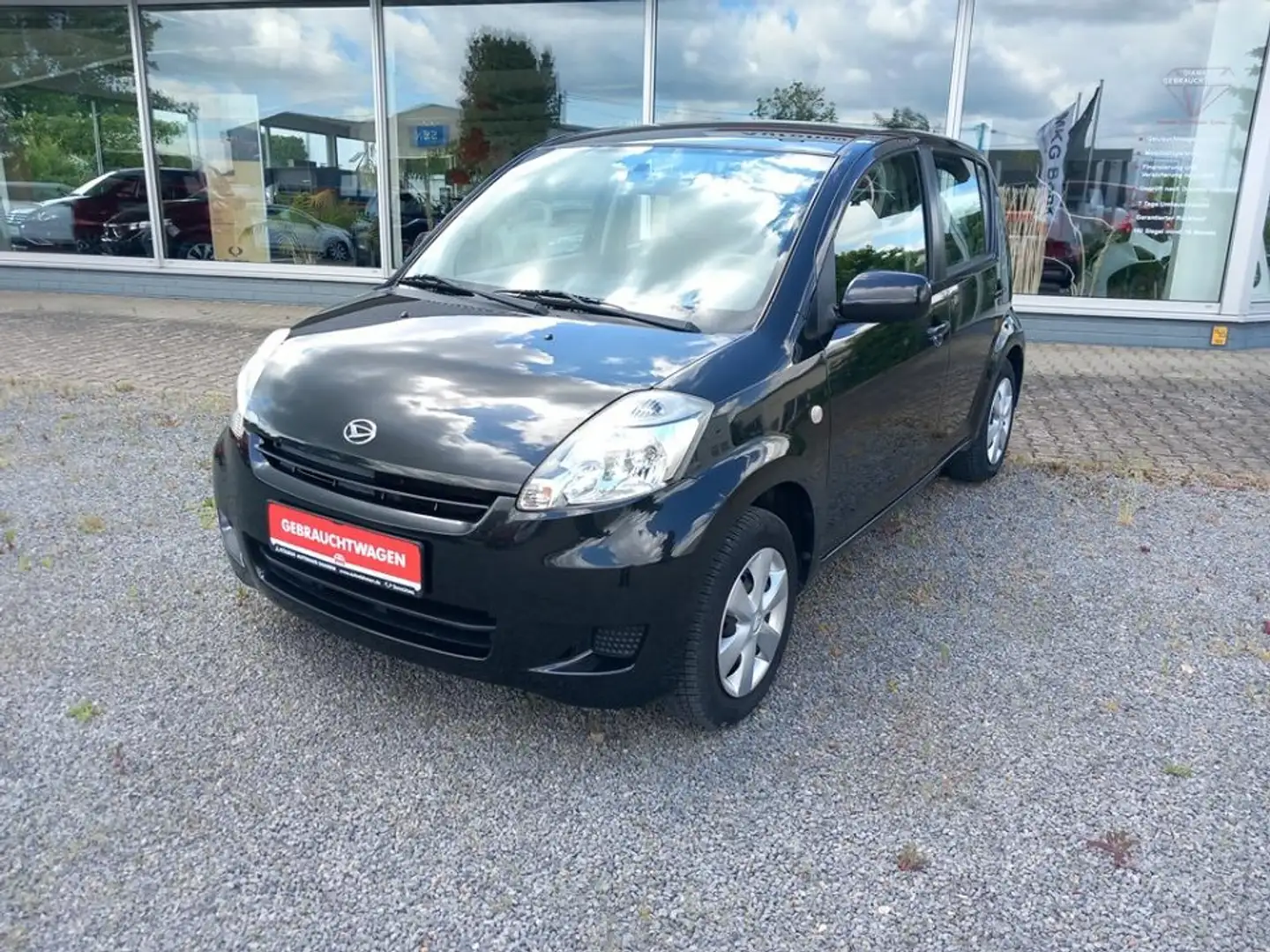 Daihatsu Sirion 1,0 5-Türer ZV+FB, eFH Nero - 2