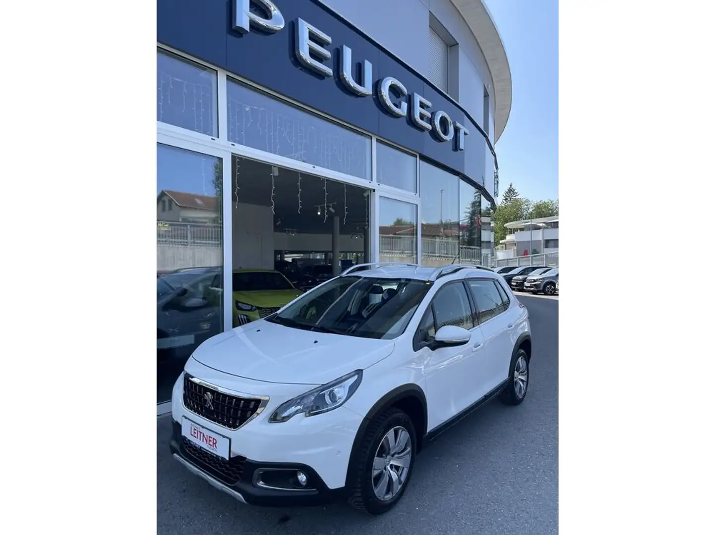 Peugeot 2008 Allure Weiß - 1