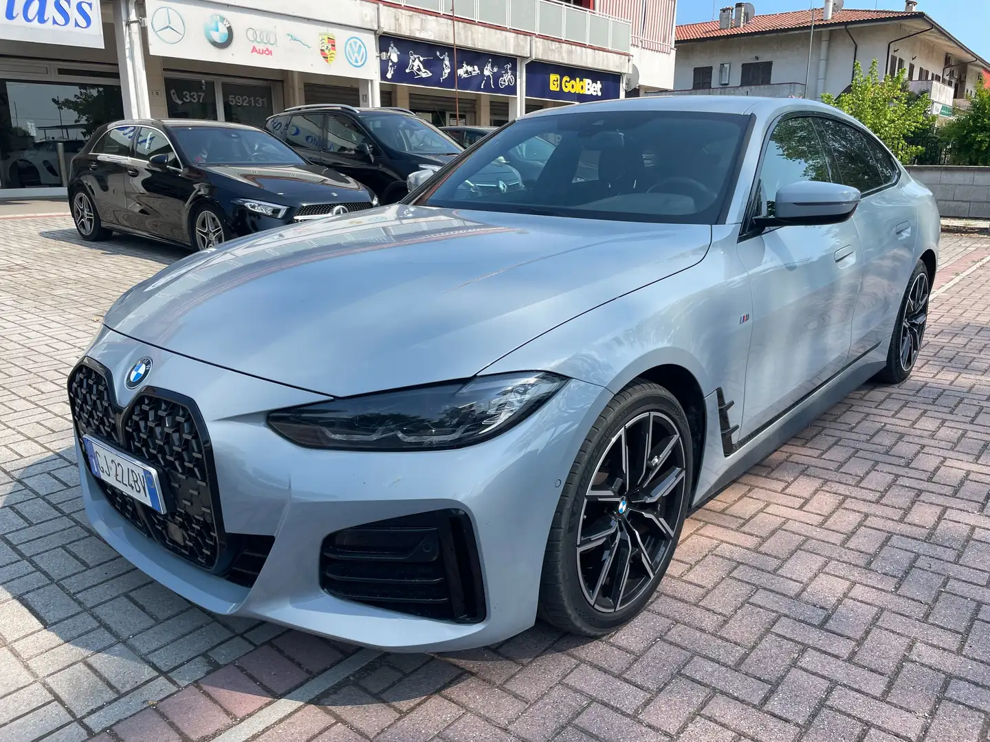 BMW 420 Serie 4 Gran Coupe 420d mhev 48V Msport auto Gris - 1