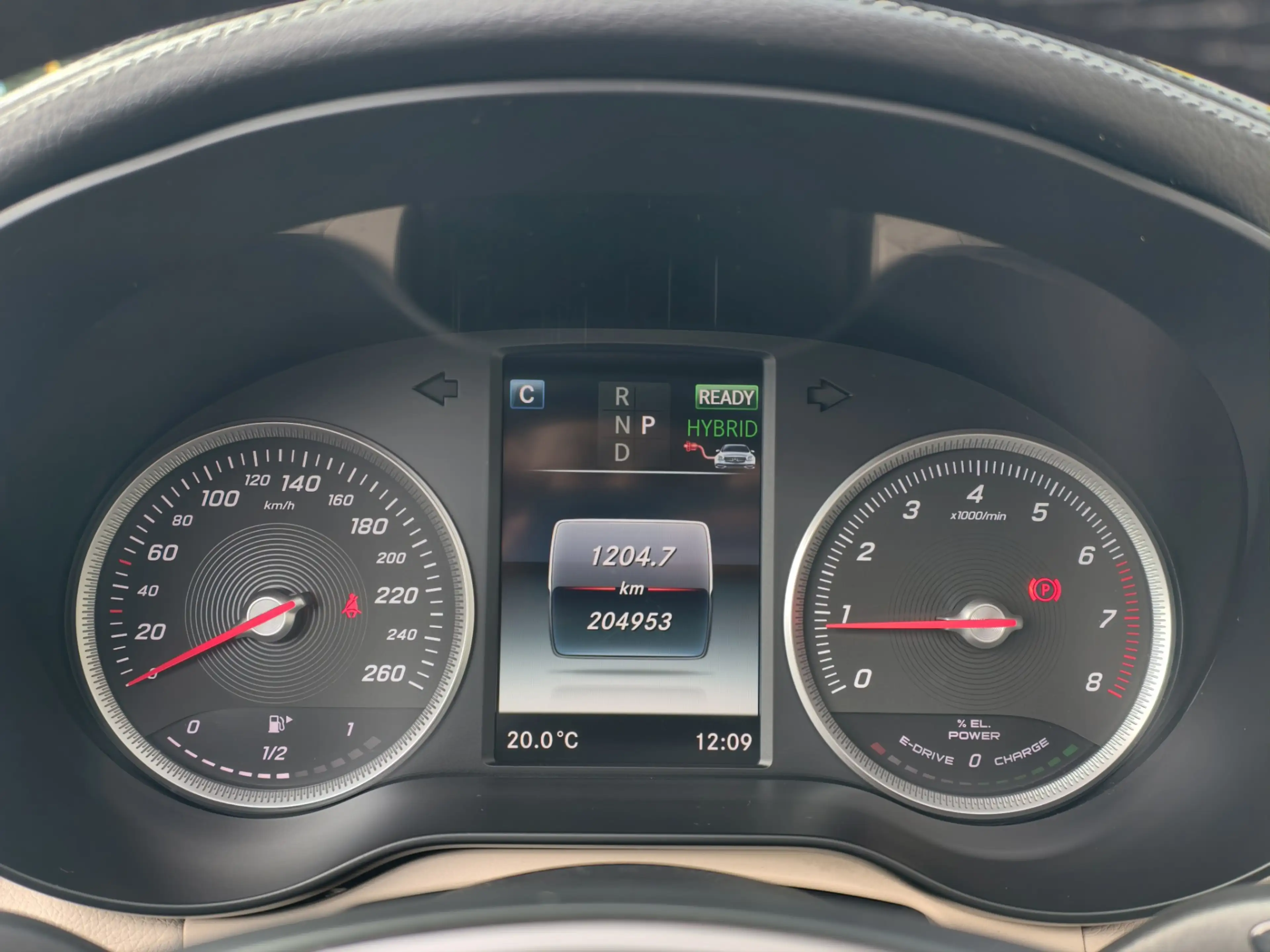 Mercedes-Benz GLC 350 350e 4MATIC Premium Plus — photo 12
